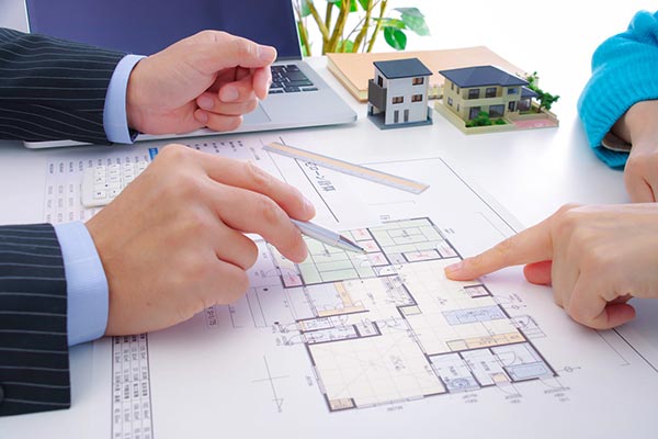 不動産投資でリフォームを検討するタイミングとは？ 場所別の費用相場も解説