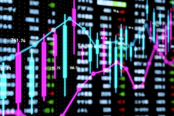 2026年も続く株価上昇！「史上最高値圏」の今からでも投資をしてもいい？