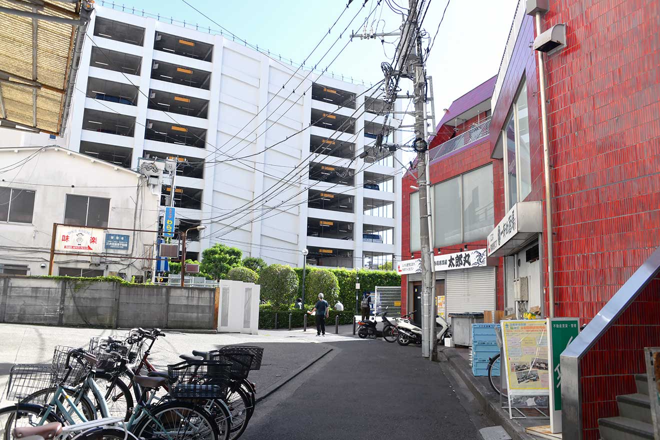 「（仮称）上大岡C北地区第一種市街地再開発事業」に含まれる「FUJI CITIO ショッピングセンター」周辺