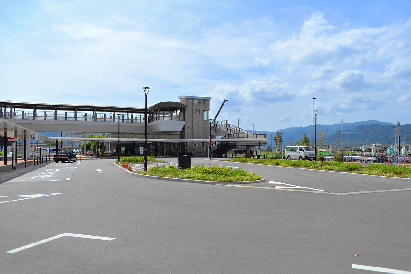 橋本駅前