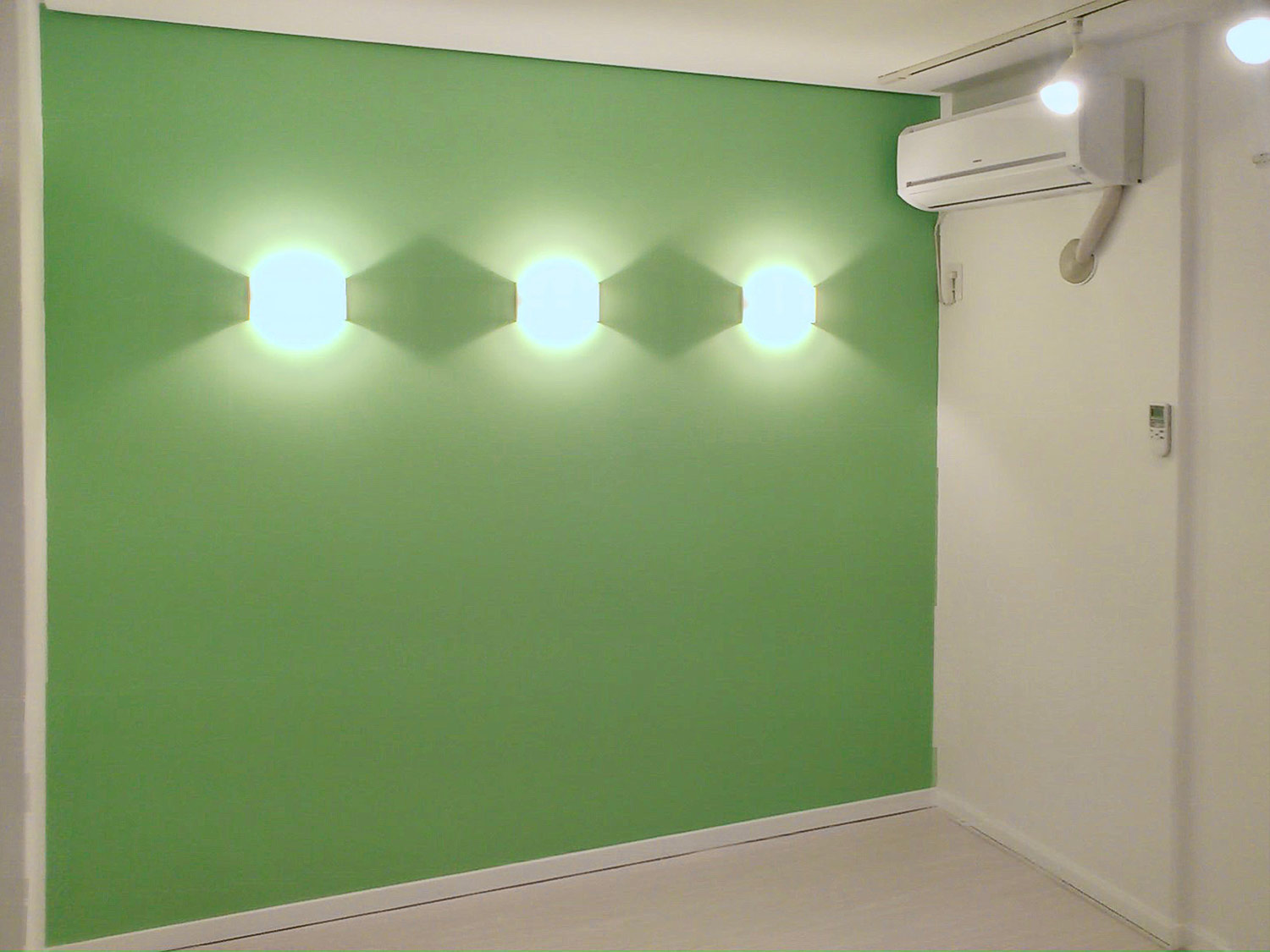 グリーンのアクセントクロス