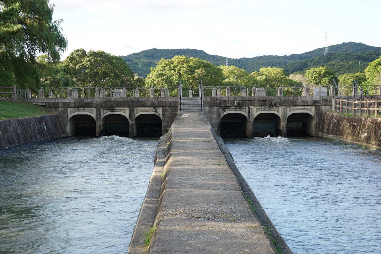 岡山に滞在していたときは「かんがい施設ブーム」で、いろんなかっこいい水門などを見に行っていました