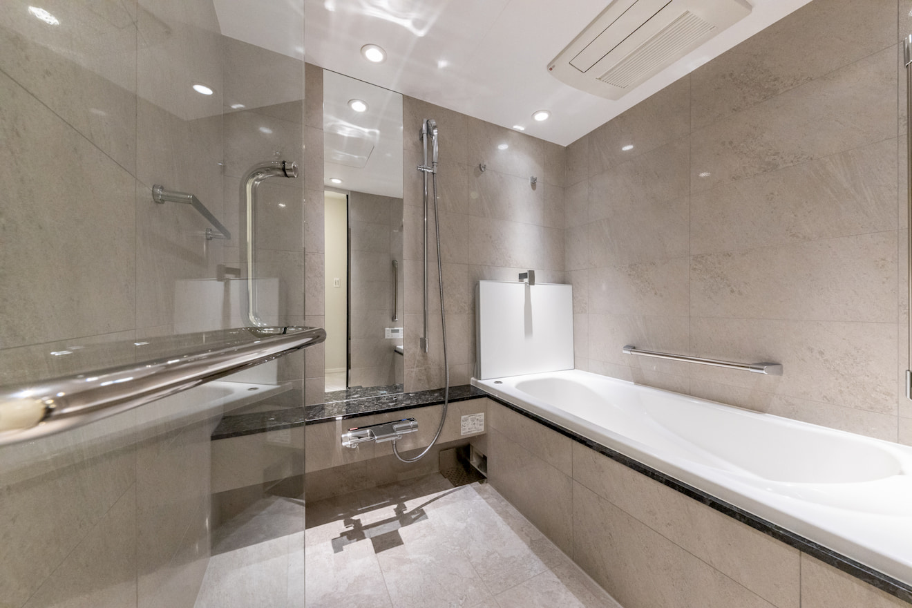 ザ・タワー横浜北仲のバスルーム