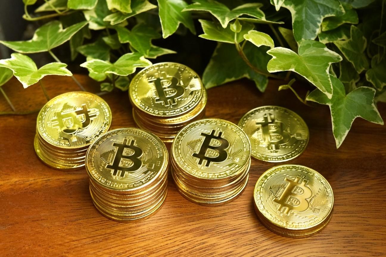 仮想通貨とは何か