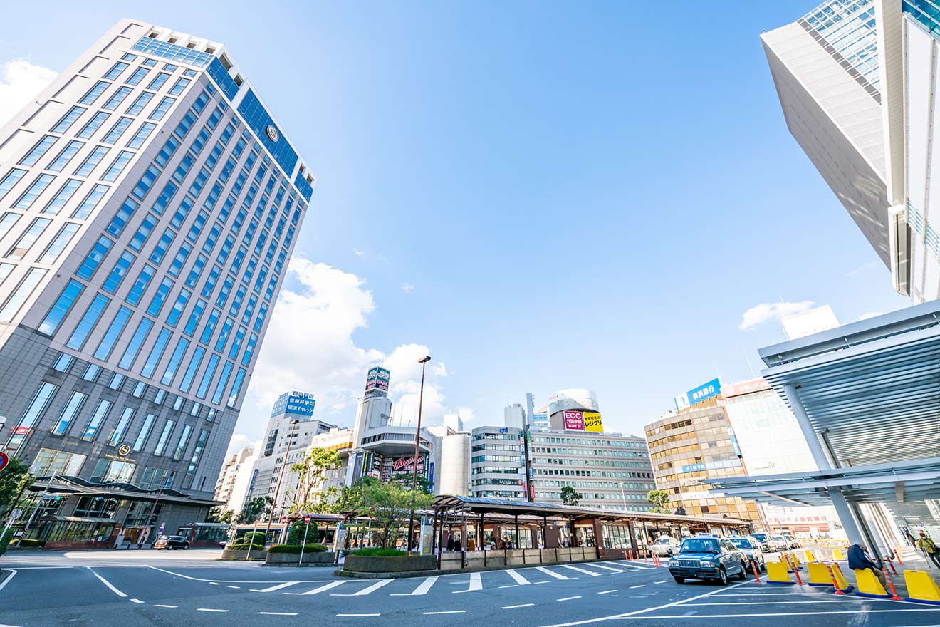 横浜駅西口