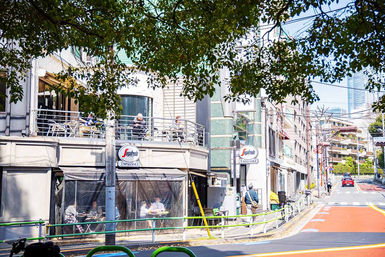 東京都港区南麻布