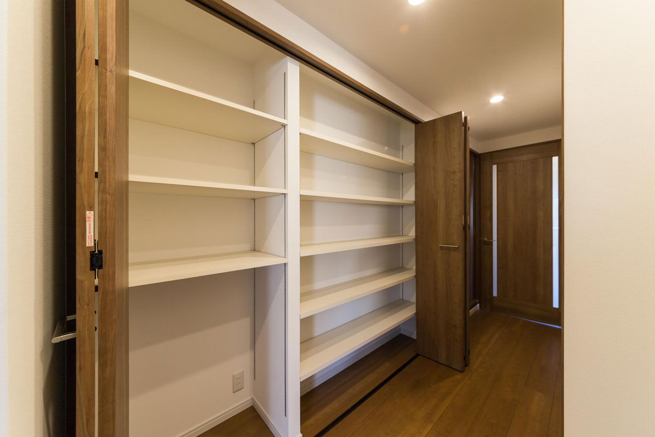 廊下の収納
