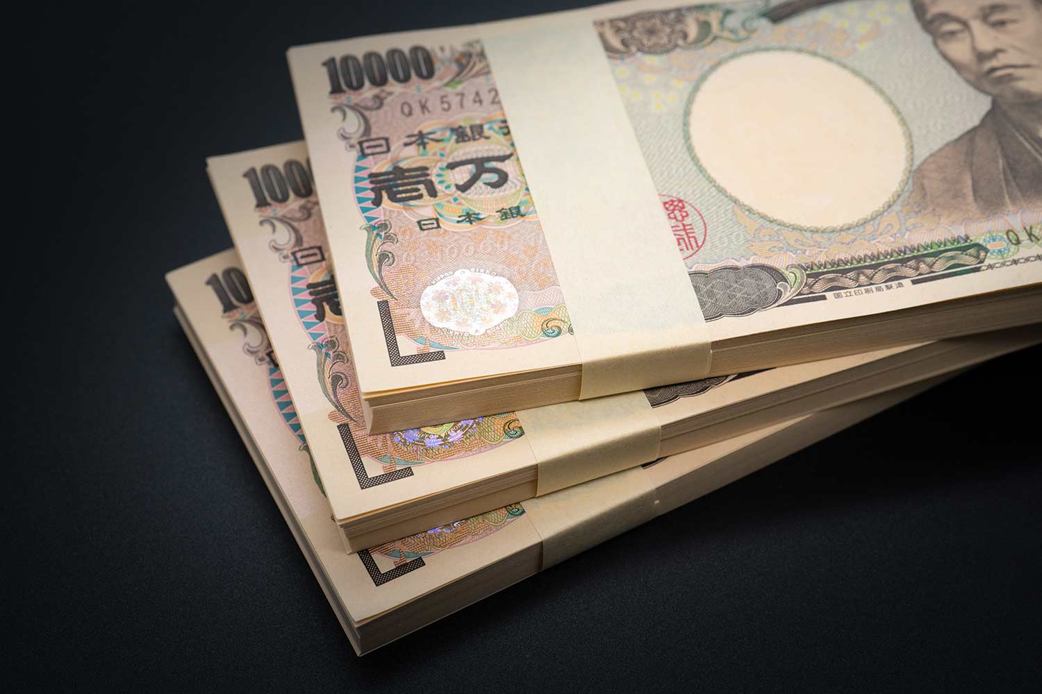 金融資産が2 000兆円の大台に 拡大の背景と 若者から始まる投資の動き Renosy マガジン リノシーマガジン