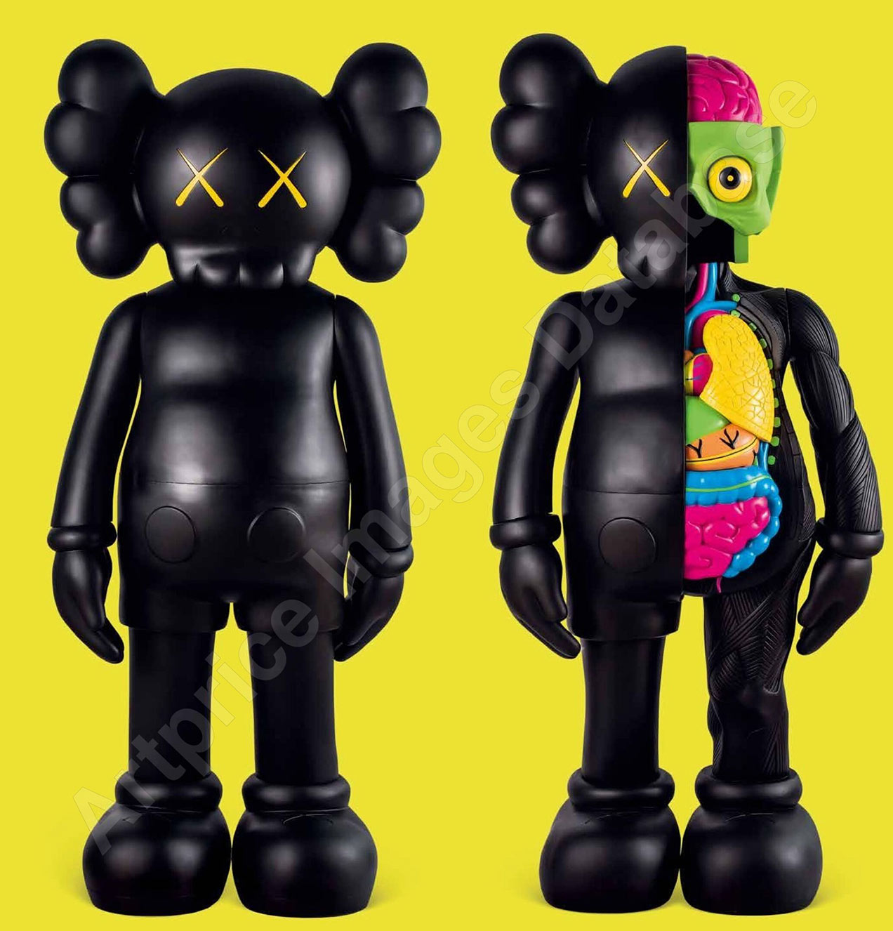 KAWS フィギュア