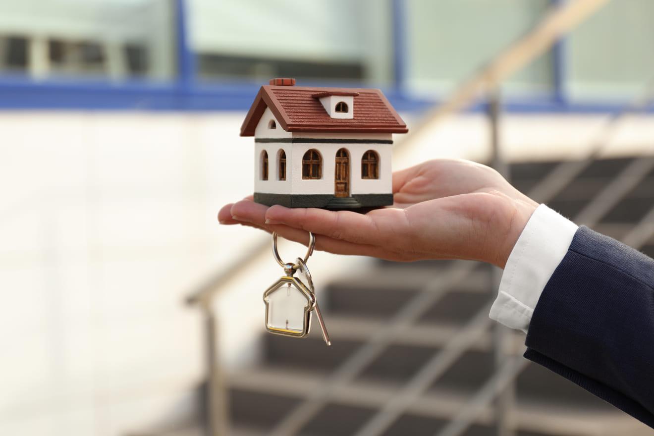 住宅資金の援助を受けると贈与税がかかる