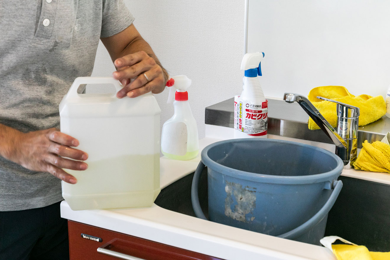 ワックスを剥がす薬剤