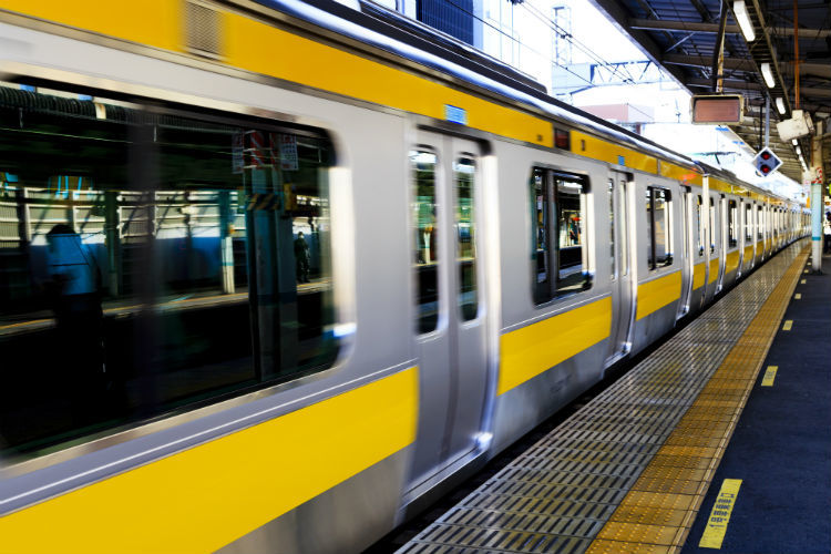総武線沿線（新宿～西荻窪間）の8駅を比較。「割安×住み心地が良い」のは〇〇〇駅