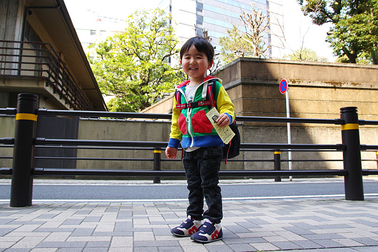 住人目線の街案内：神谷町に住むしょうたくん（3歳）にお散歩コースを教えてもらった